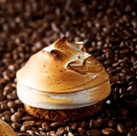 Recept Coffee-Meringue Gelato Bombe